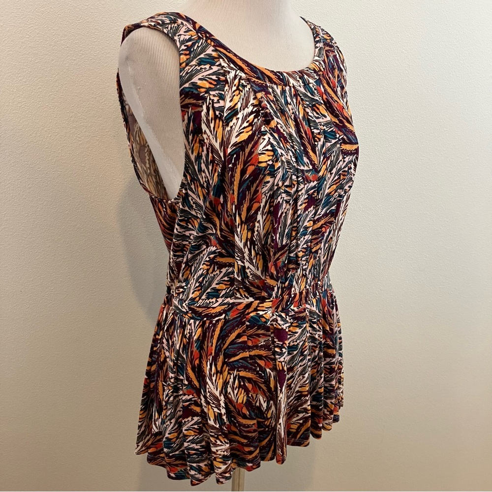 Sleeveless Multicolor Print Peplum Blouse - Picture 5 of 10